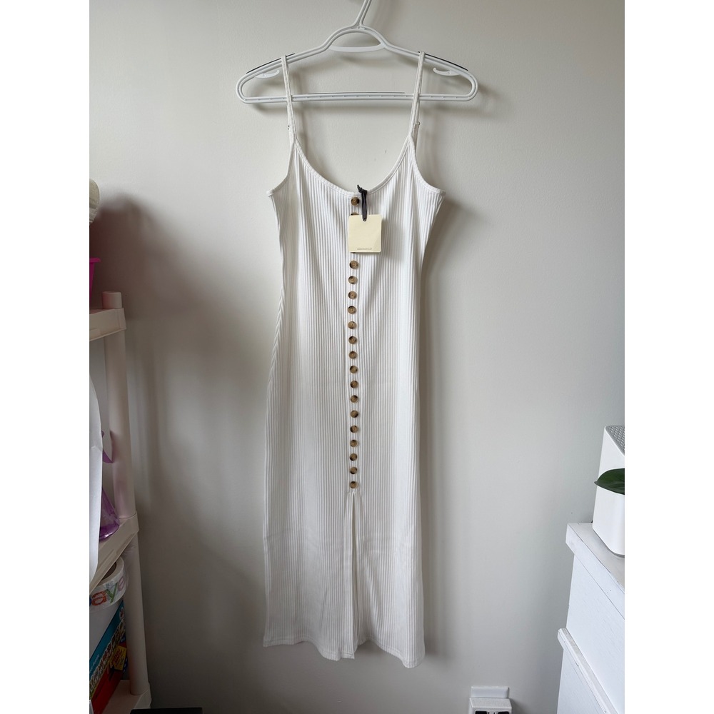 Dress Forum Los Angeles White Ribbed Button Front Midi Dress Sleeveless Medium